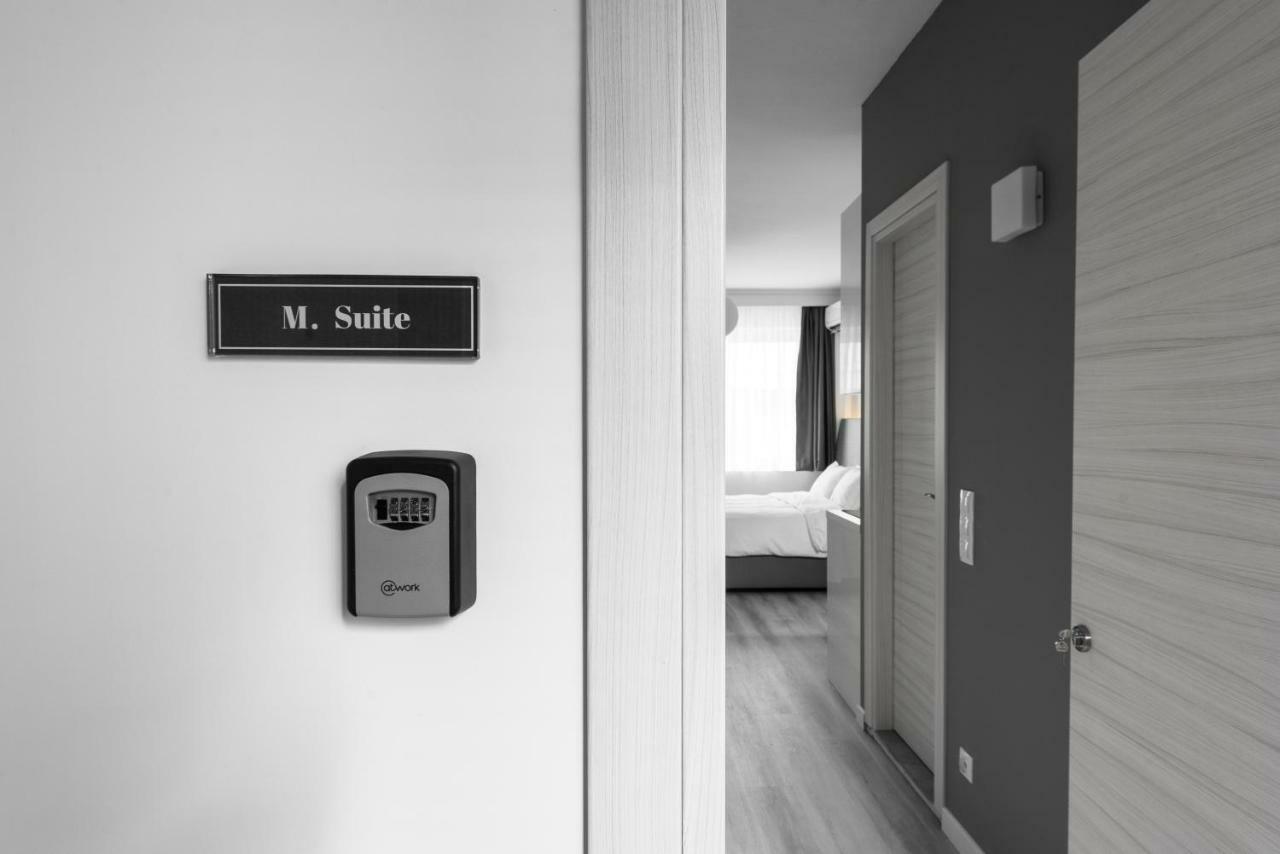 M&F Luxury Suites M Suite Салоники Экстерьер фото